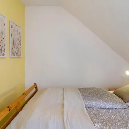 Gulfhof Oldersum 2 Апартаменты Мормерланд