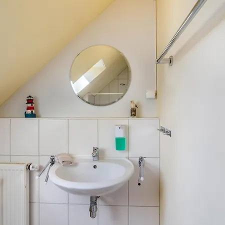 Апартаменты Gulfhof Oldersum 2 *